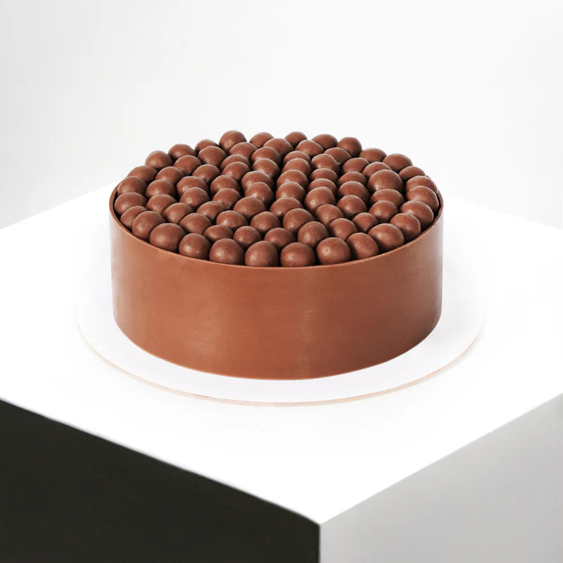 Malteser Cake