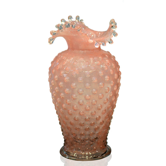 Decorative pink flower vase with a textured surface for sale in dubai online in luxurious flower shop store