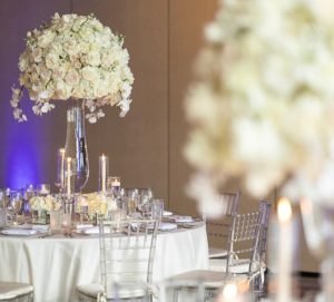 OPTIMIZE_BACKUP_PRODUCT_Luxury Orchids Wedding centerpiece - Luxurious Flowerssimple