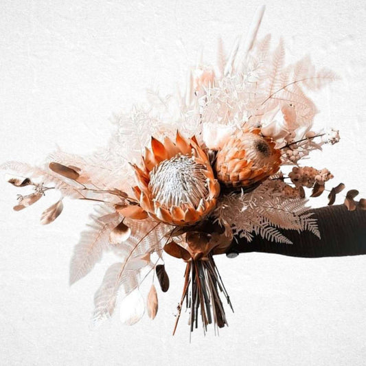 Bridal Dry Bouquets - Luxurious Flowerssimple
