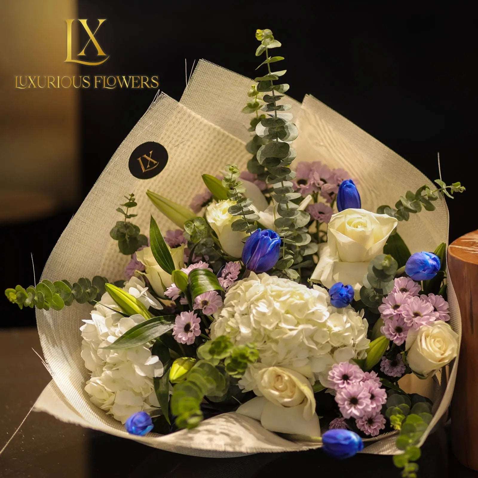 Chic Bouquet - Luxurious Flowerssimple