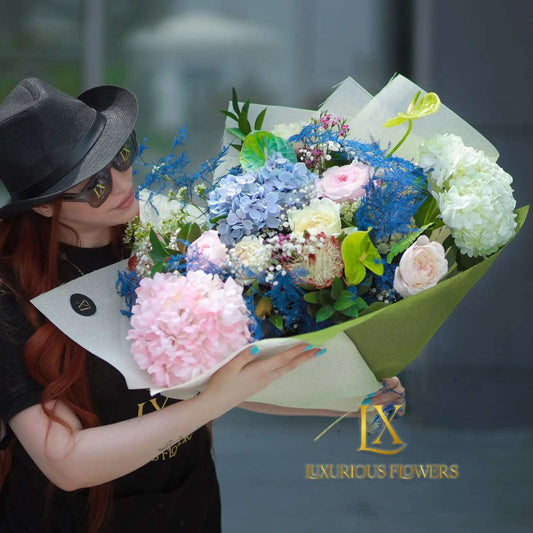 Classic Rose | Flower style Bouquet - Luxurious Flowerssimple