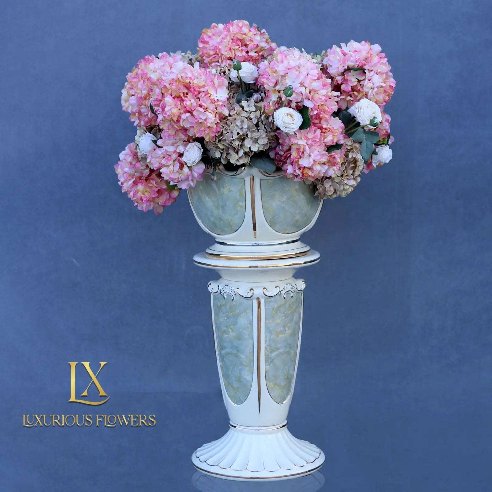 Luxurious Floral stand - Luxurious Flowerssimple