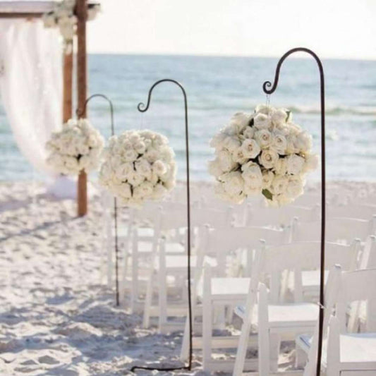 Modern Luxe Showcase - Luxurious Flowerssimple