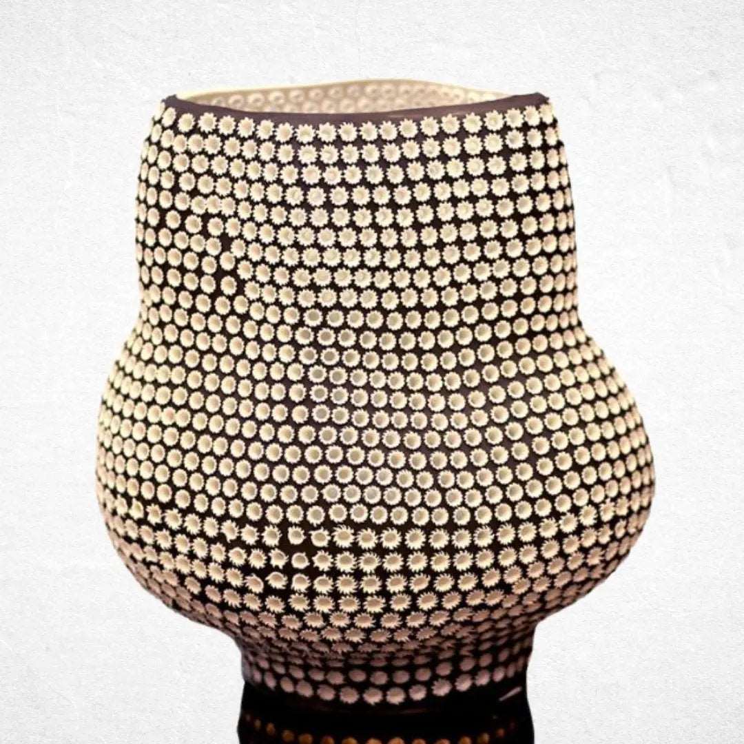 Noir Opal Fusion Grand Vase - Luxurious Flowersvariable