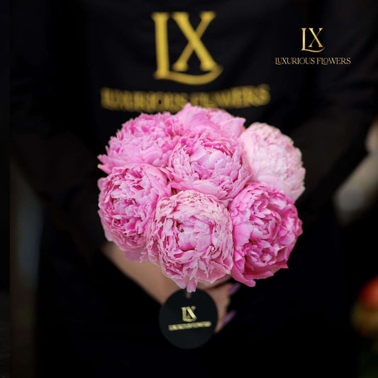 Only Pink - Luxurious Flowerssimple