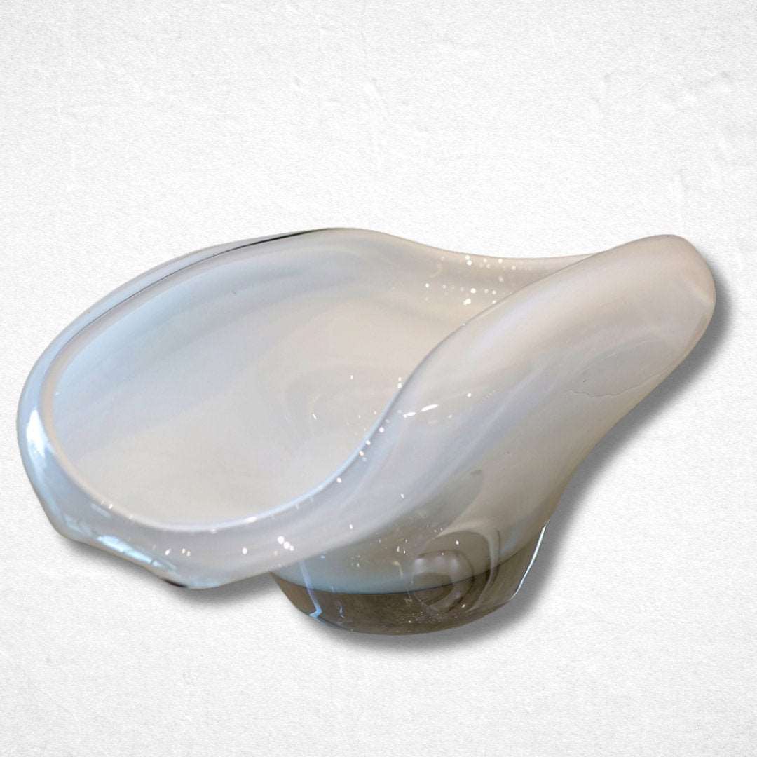 Pure Éclat French Vase - Luxurious Flowerssimple