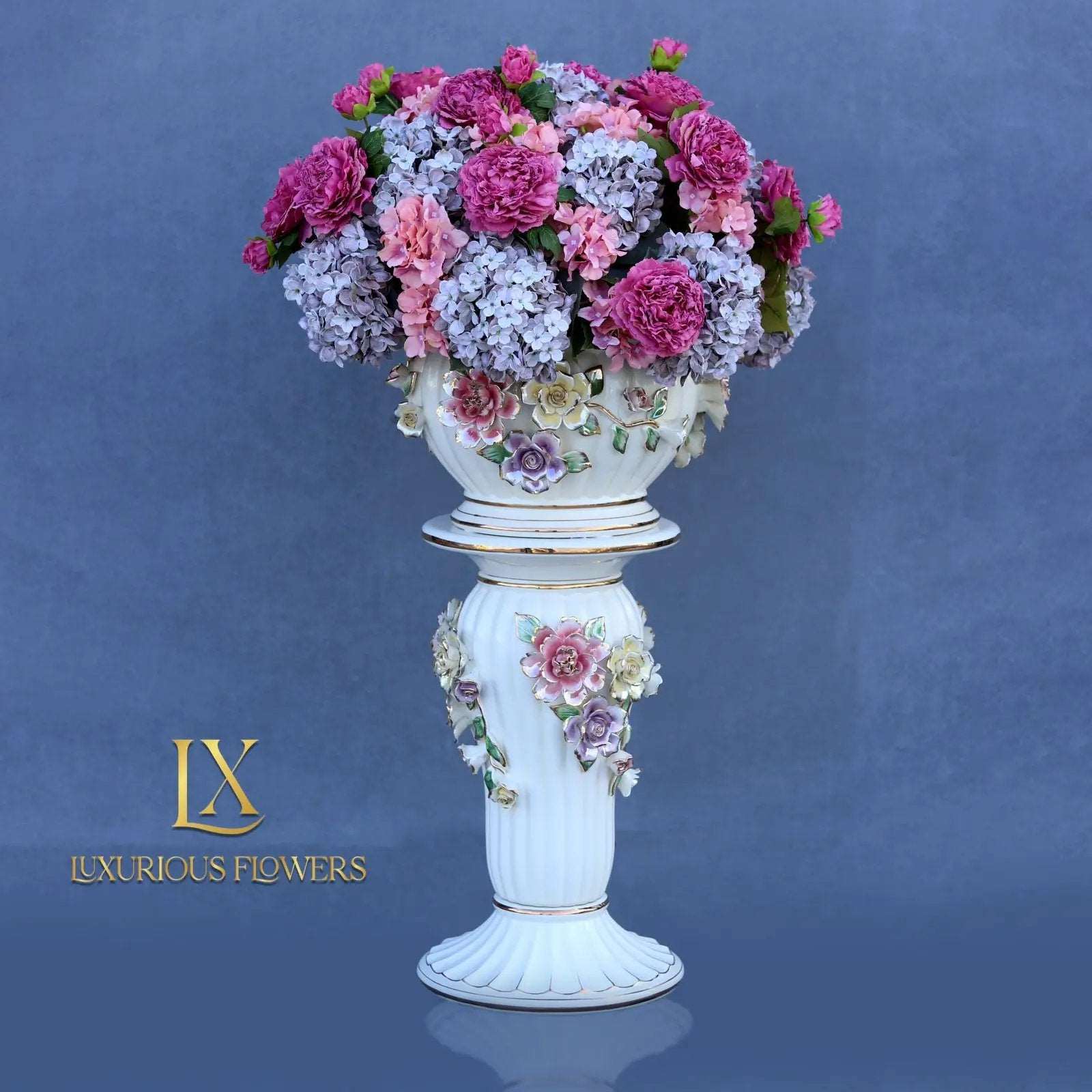 VIP Luxurious Rose Floral stand - Luxurious Flowerssimple