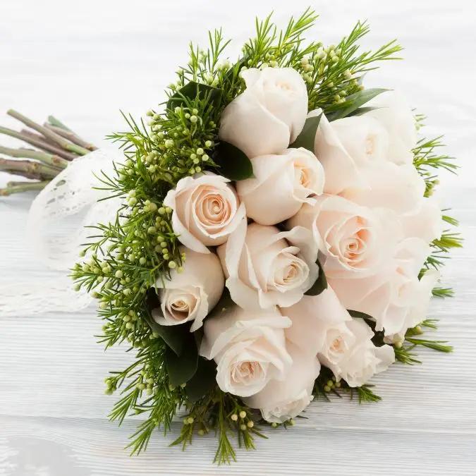 Aesthetic Bridal Bouquet - Luxurious Flowerssimple