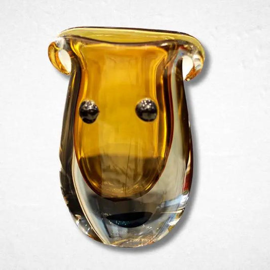 Amber Glow Heritage Vases - Luxurious Flowersvariation