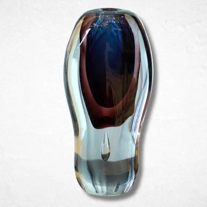 Azure Breeze Fusion Crystal Vase - Luxurious Flowersvariable