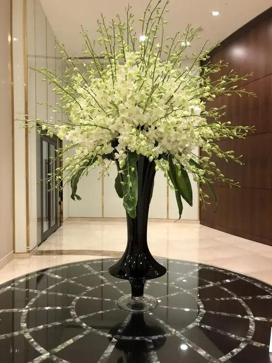 Luxurious Floral Arrangement - Luxurious Flowerssimple