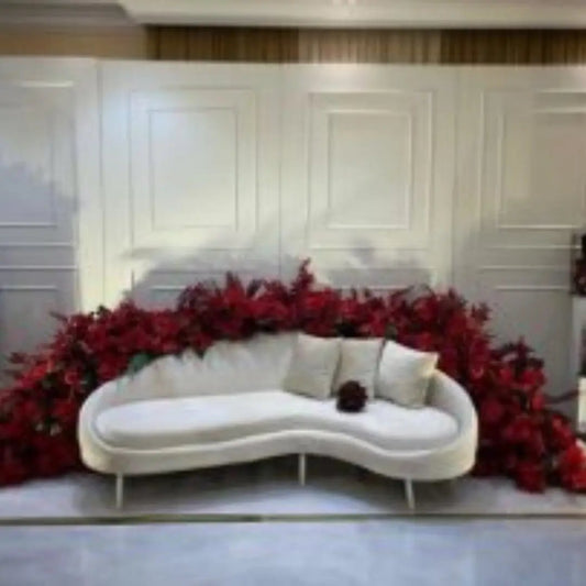 Royal Renaissance Reverie - Luxurious Flowerssimple