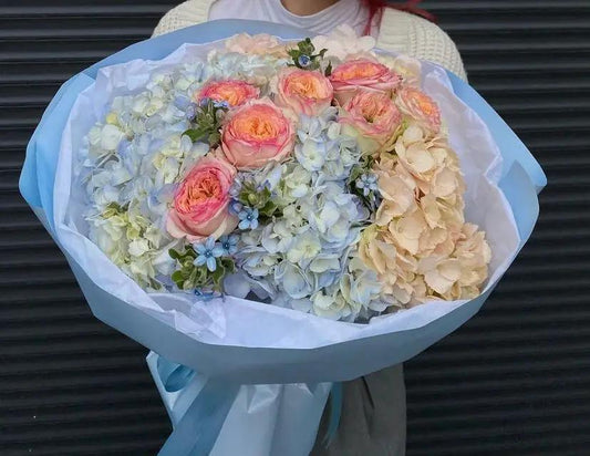Warm wishes - Luxurious Flowerssimple